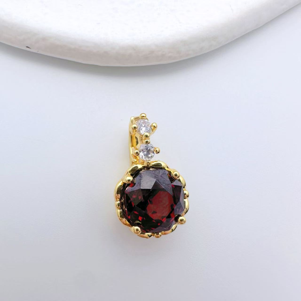 Rose Cut Zircon Connection Closure/Clasp