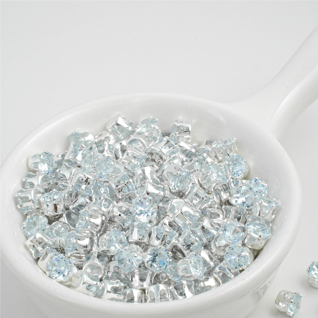 (100pcs)4MM Round Prong-Set CZ