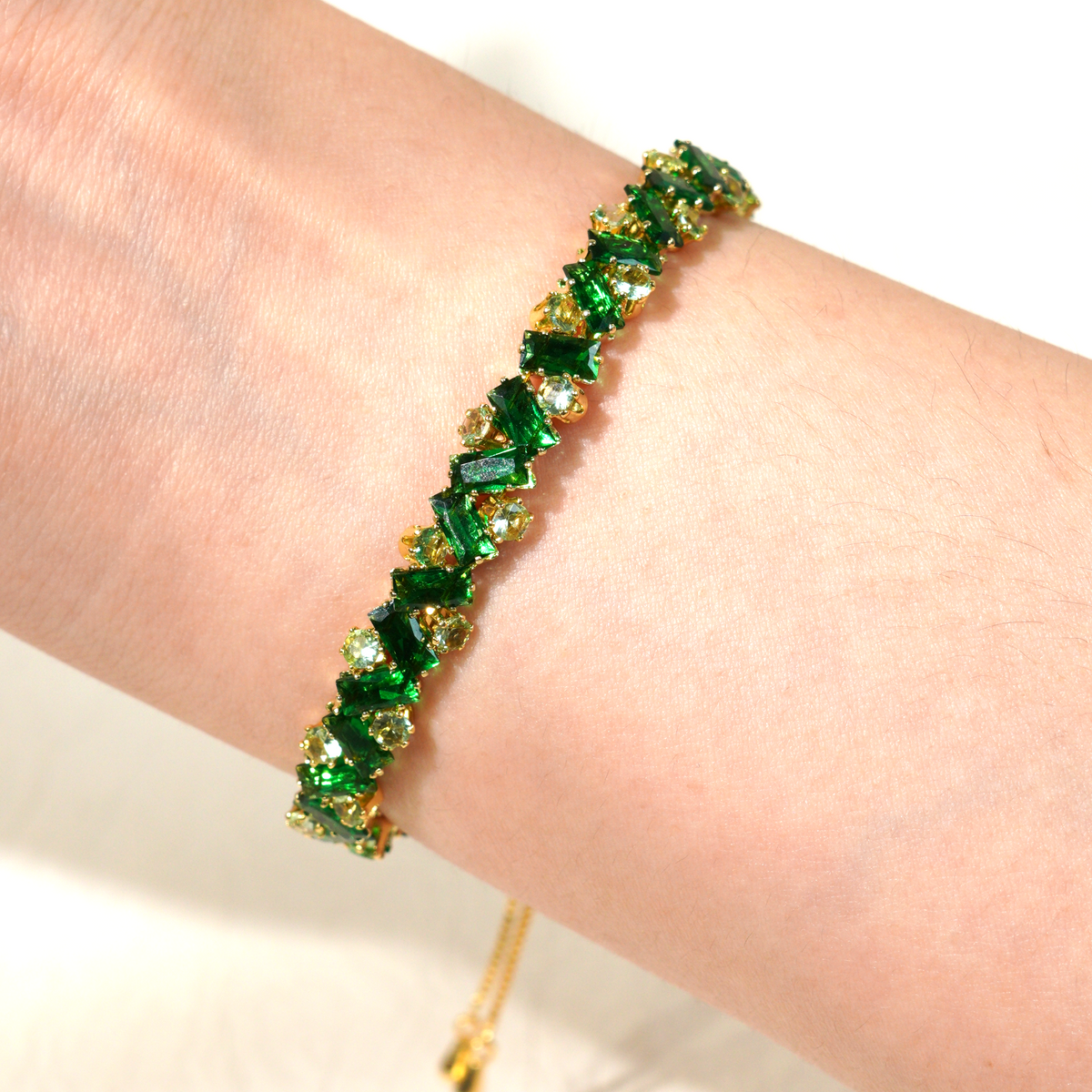 Kit 149 - Green Rectangle & Round CZ Gold Herringbone Bracelet Kit