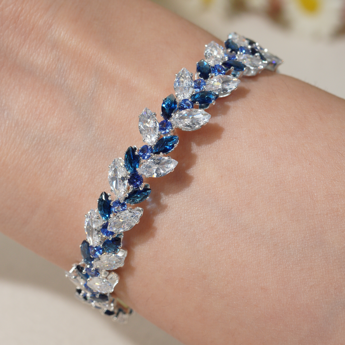 Kit 169 Blue - Bracelet Making Kit with Memory Wire
