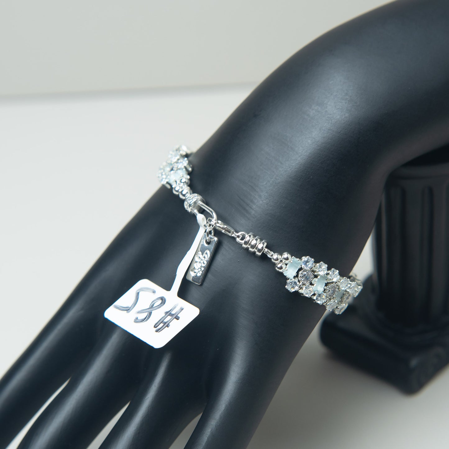 مجموعة 85 - مجموعة صنع الأساور