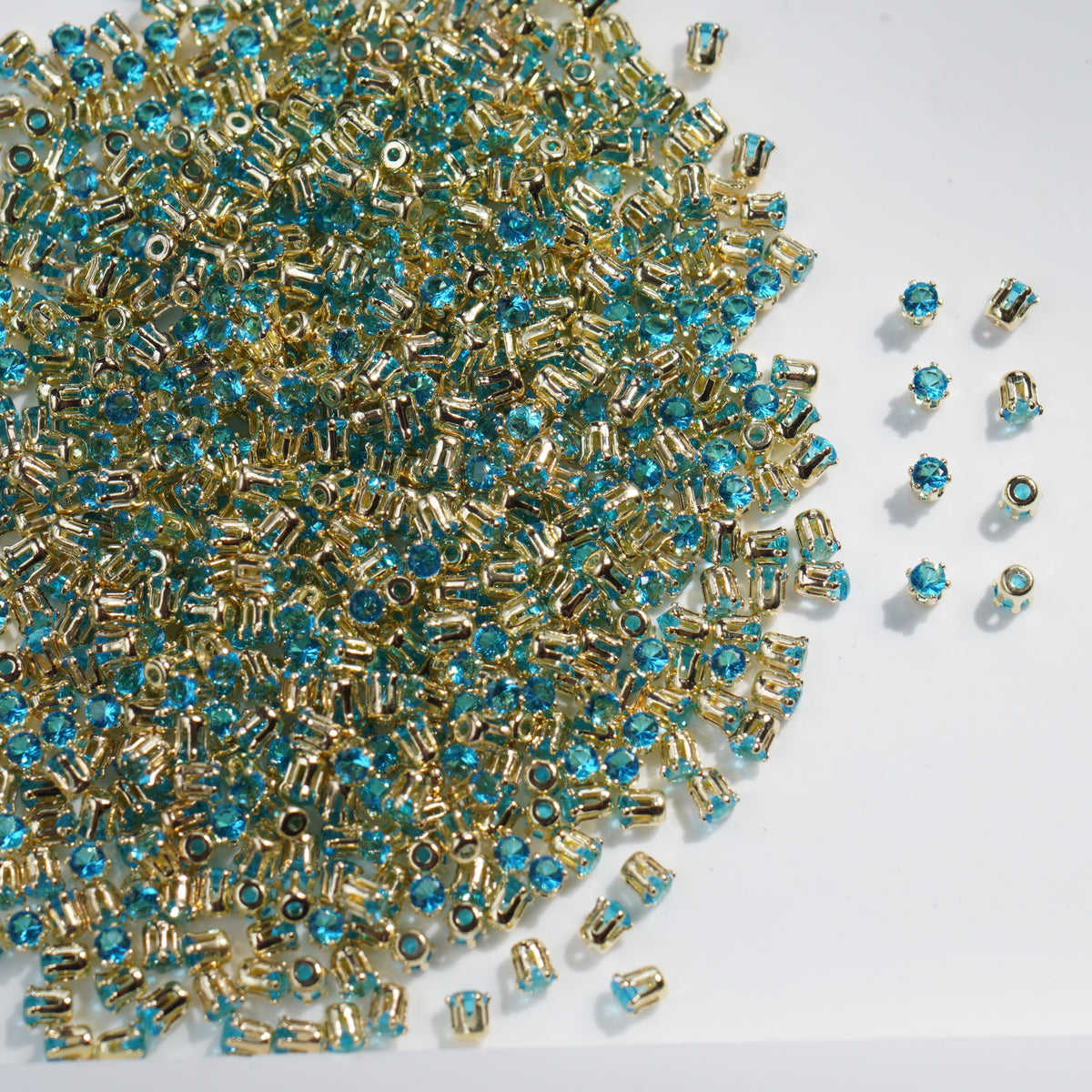 2mm 6-Prong Round Cubic Zirconia Claw Stones, 100pcs