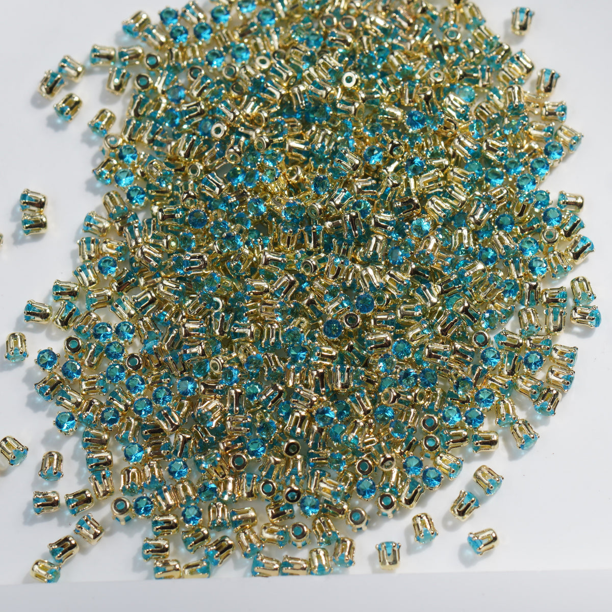 2mm 6-Prong Round Cubic Zirconia Claw Stones, 100pcs