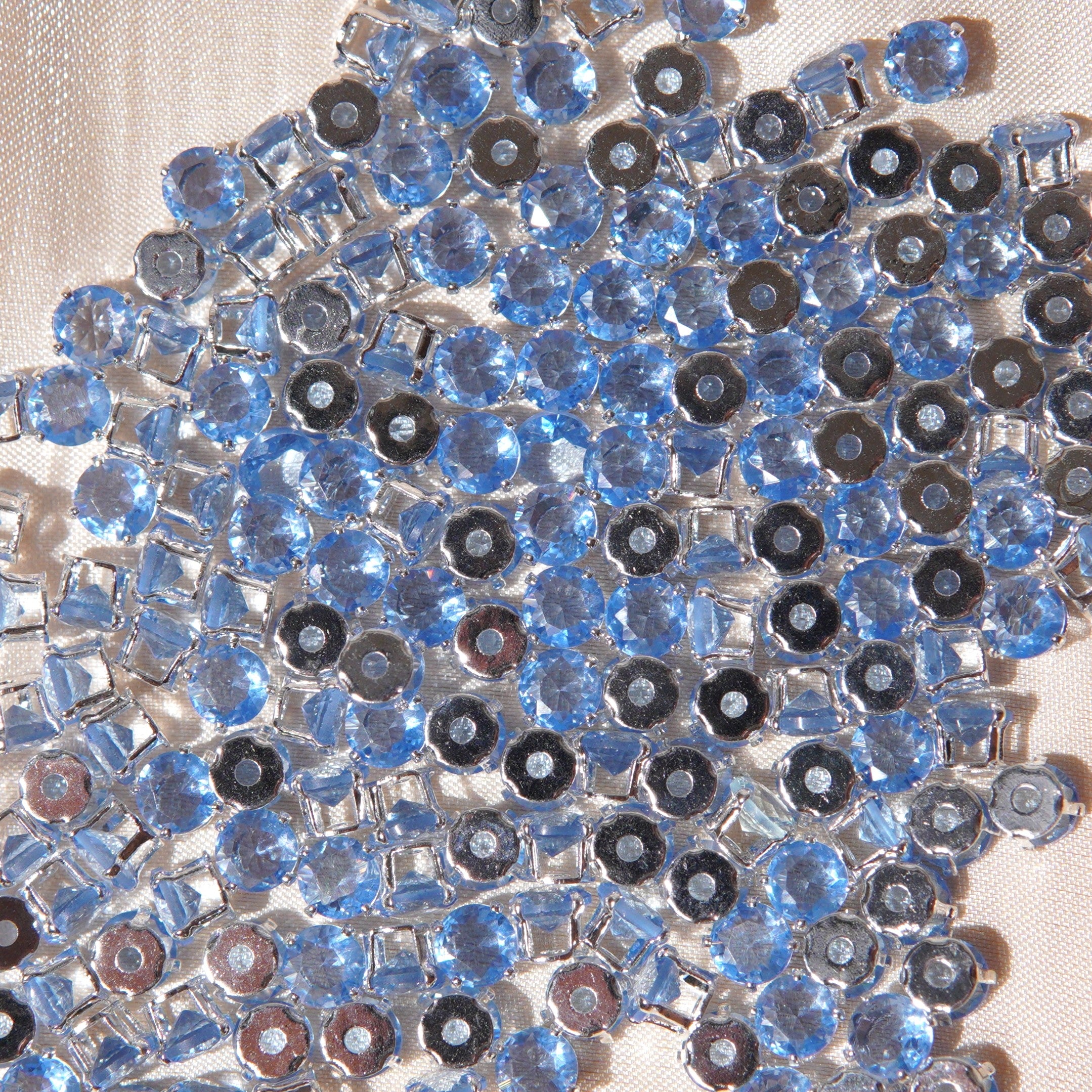 (100pcs) 4mm 4-prong Round Prong-set Zircons