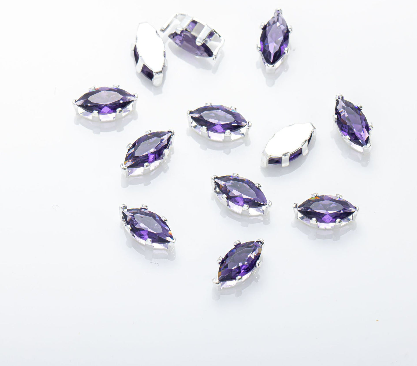 3x6mm 6-prong Marquise Zircon Beads