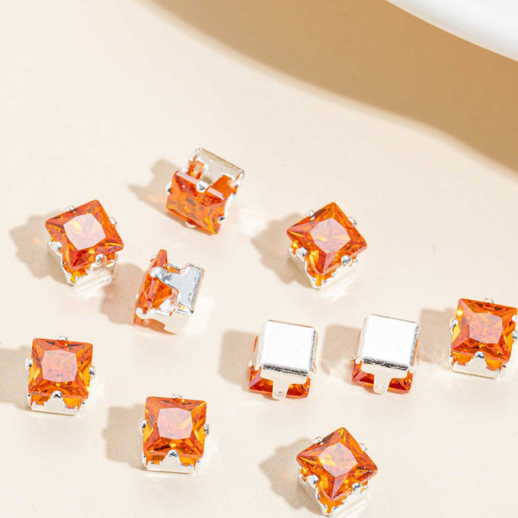 (100pcs)5x5MM Square Prong-Set CZ