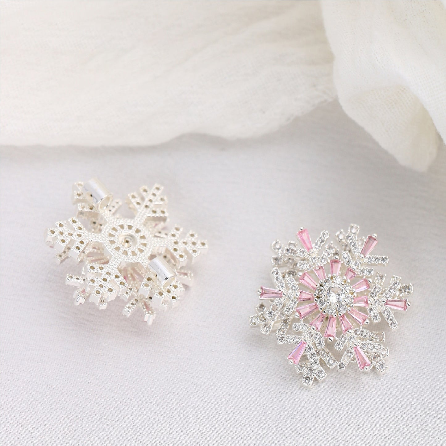 Rotatable Snowflake CZ Spacer