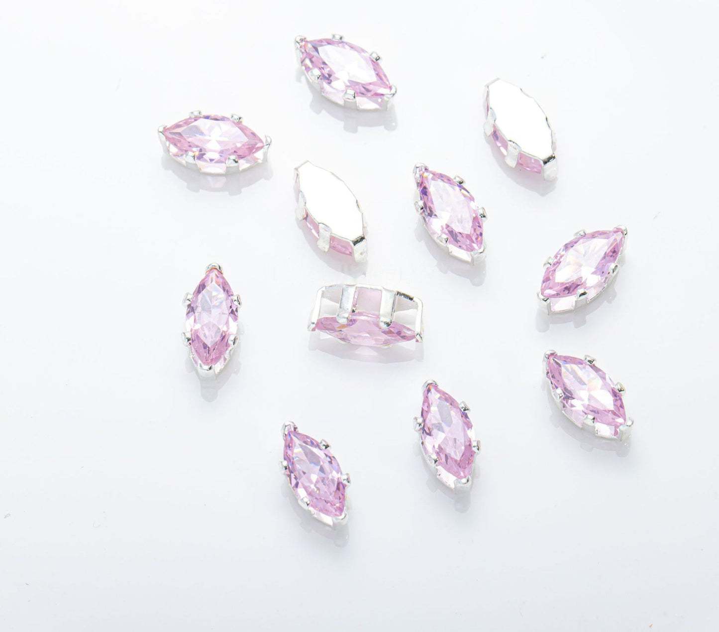 4x8mm 6-prong Marquise Zircon Beads