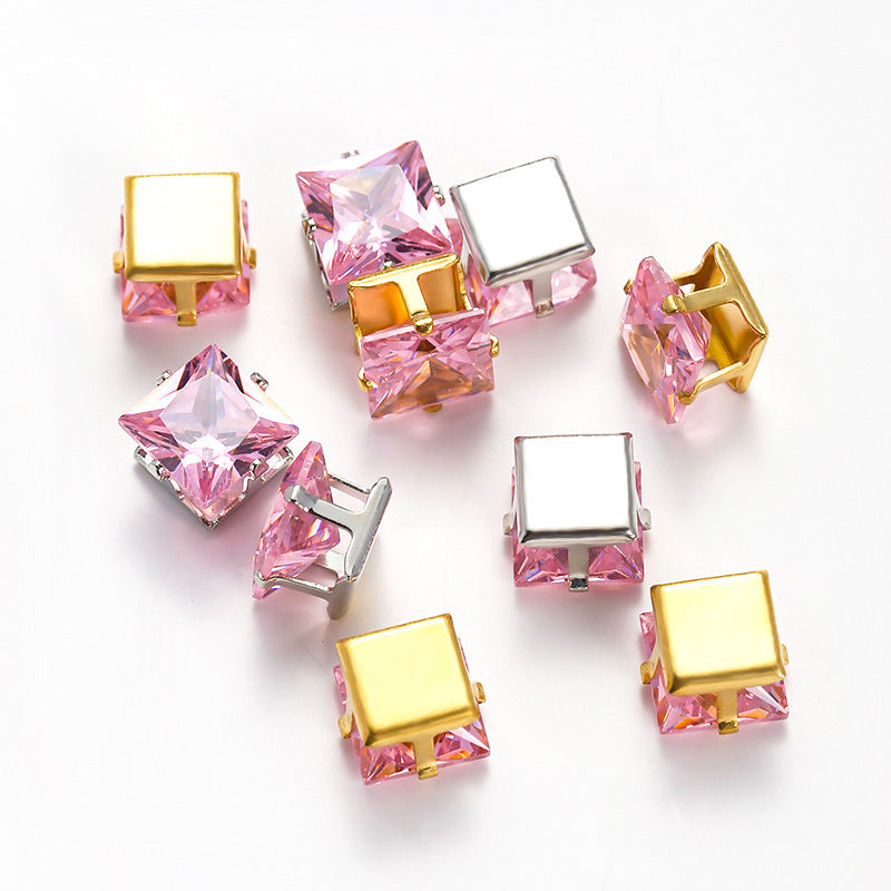 (100pcs)3x3MM Square Prong-Set CZ