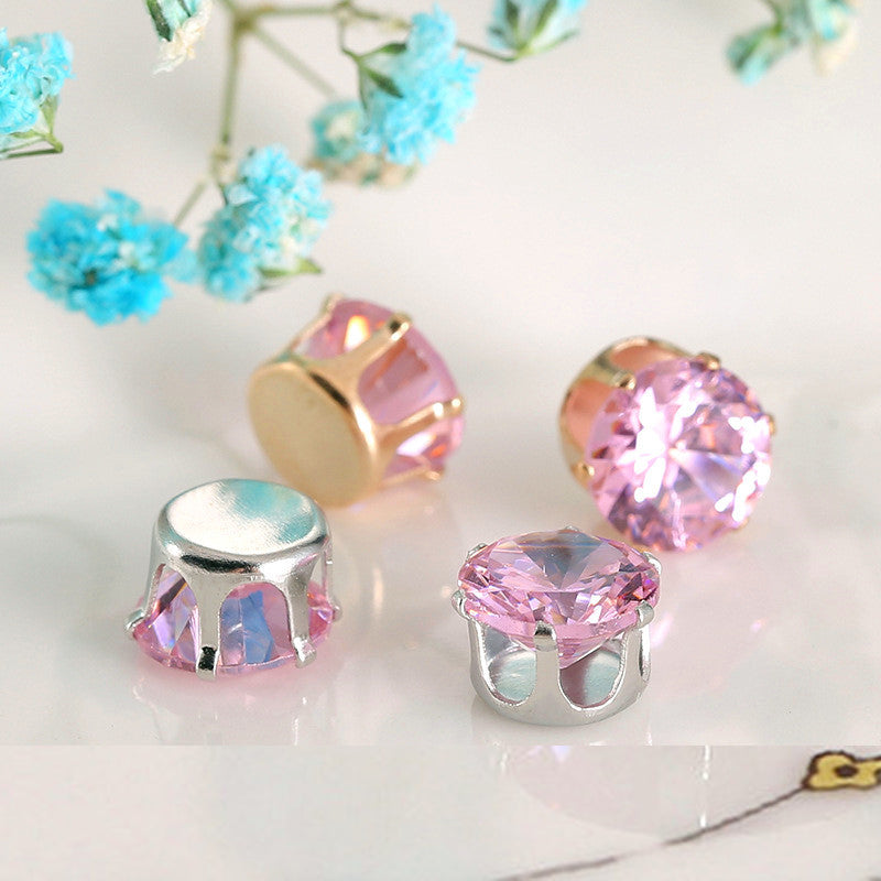 (50pcs)6MM Round Prong-Set CZ