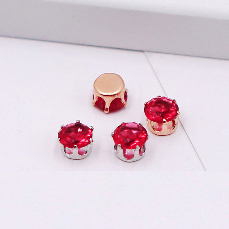 (50pcs)6MM Round Prong-Set CZ