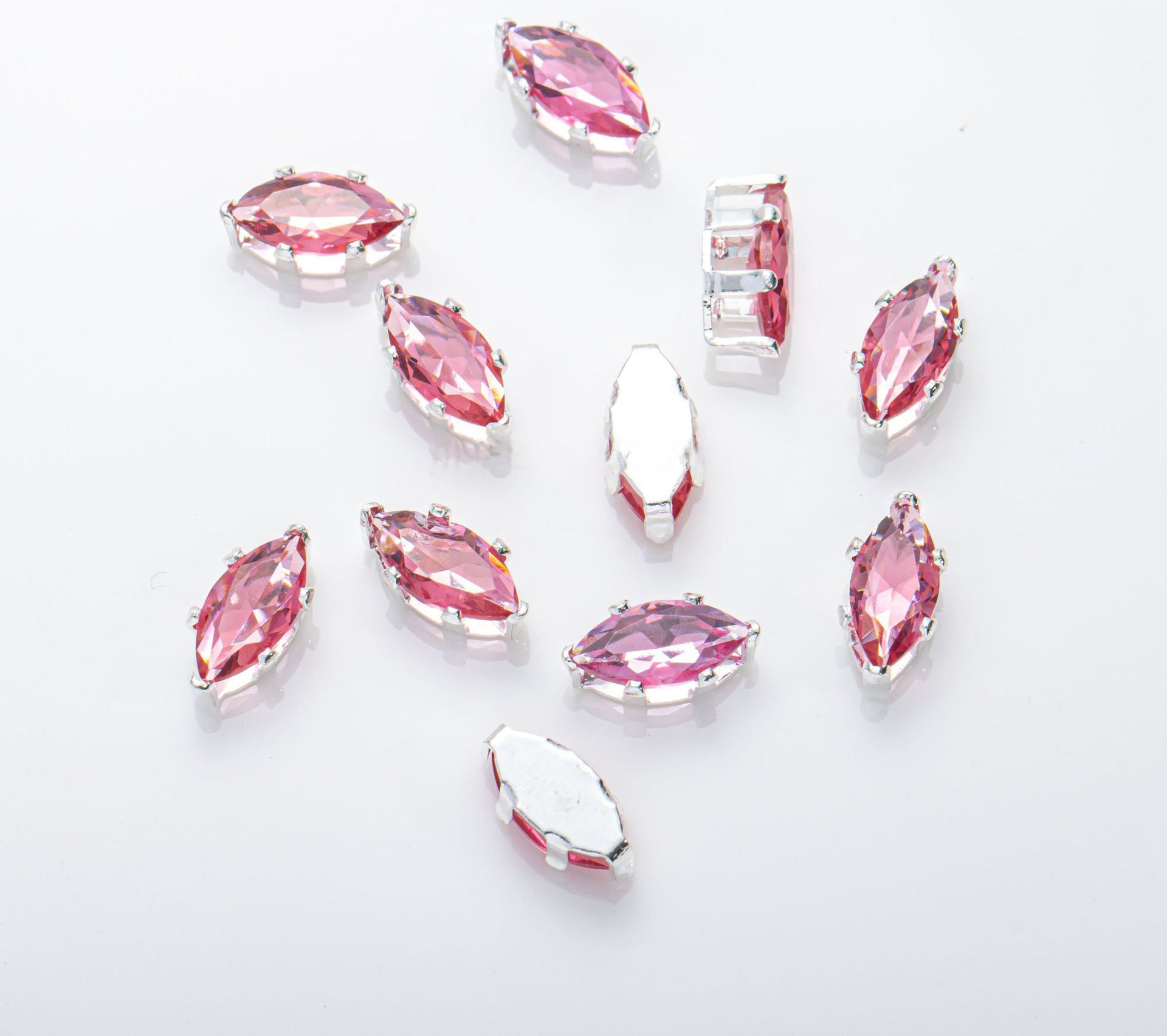 (100pcs)4x8mm 6-prong Marquise Prong-Set CZ