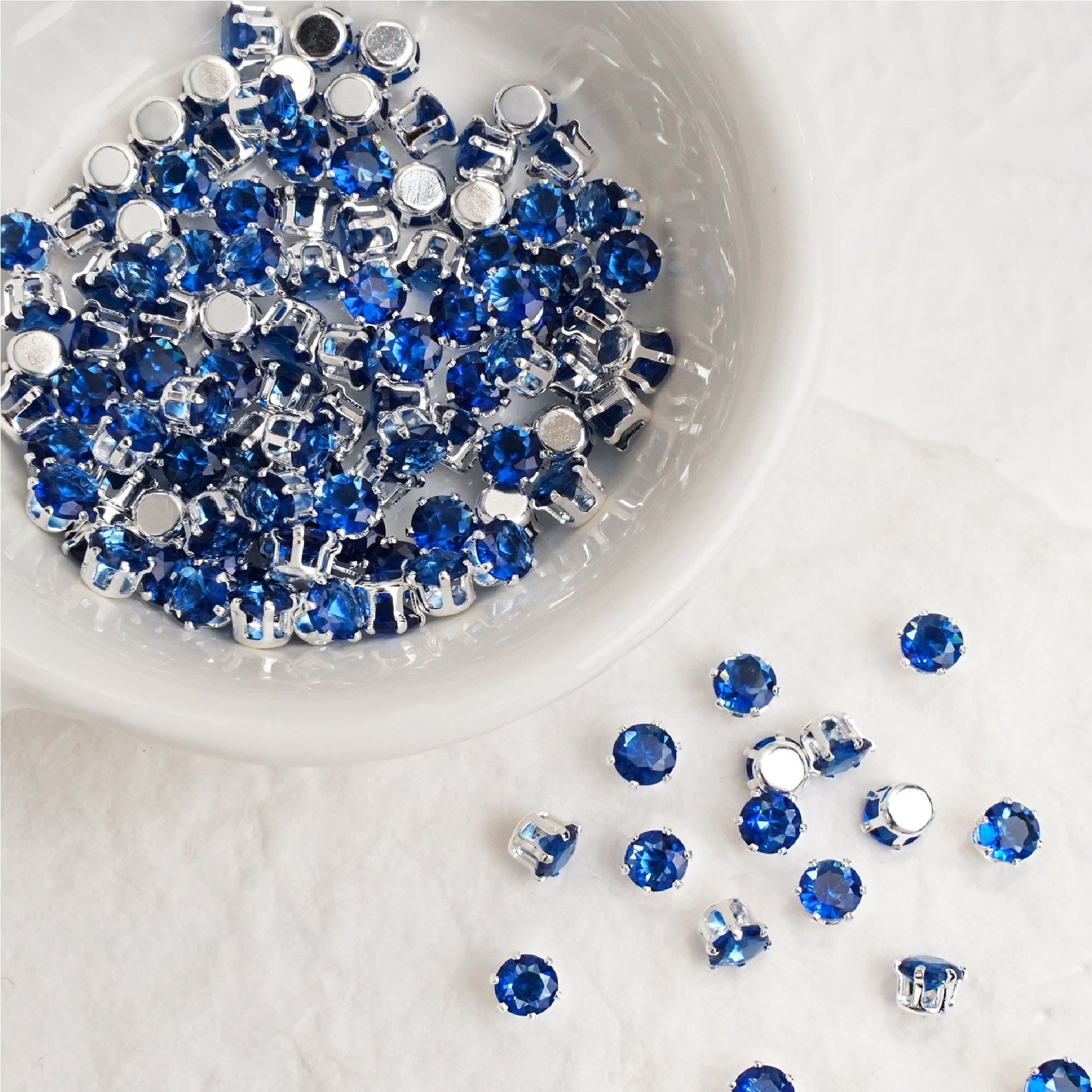 (100pcs)6MM Round Prong-Set CZ
