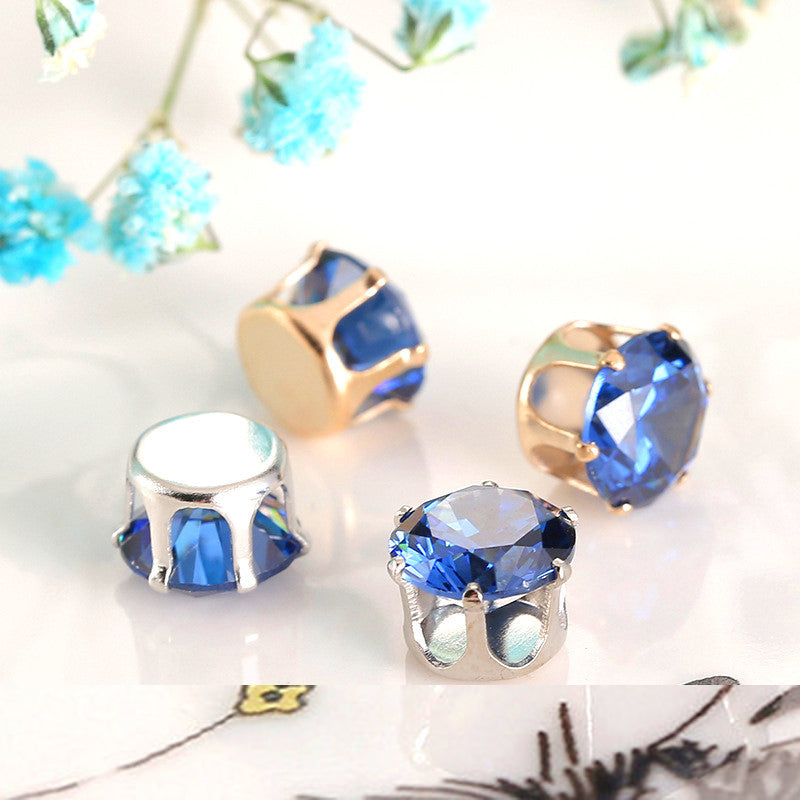 8MM Round Prong-Set CZ