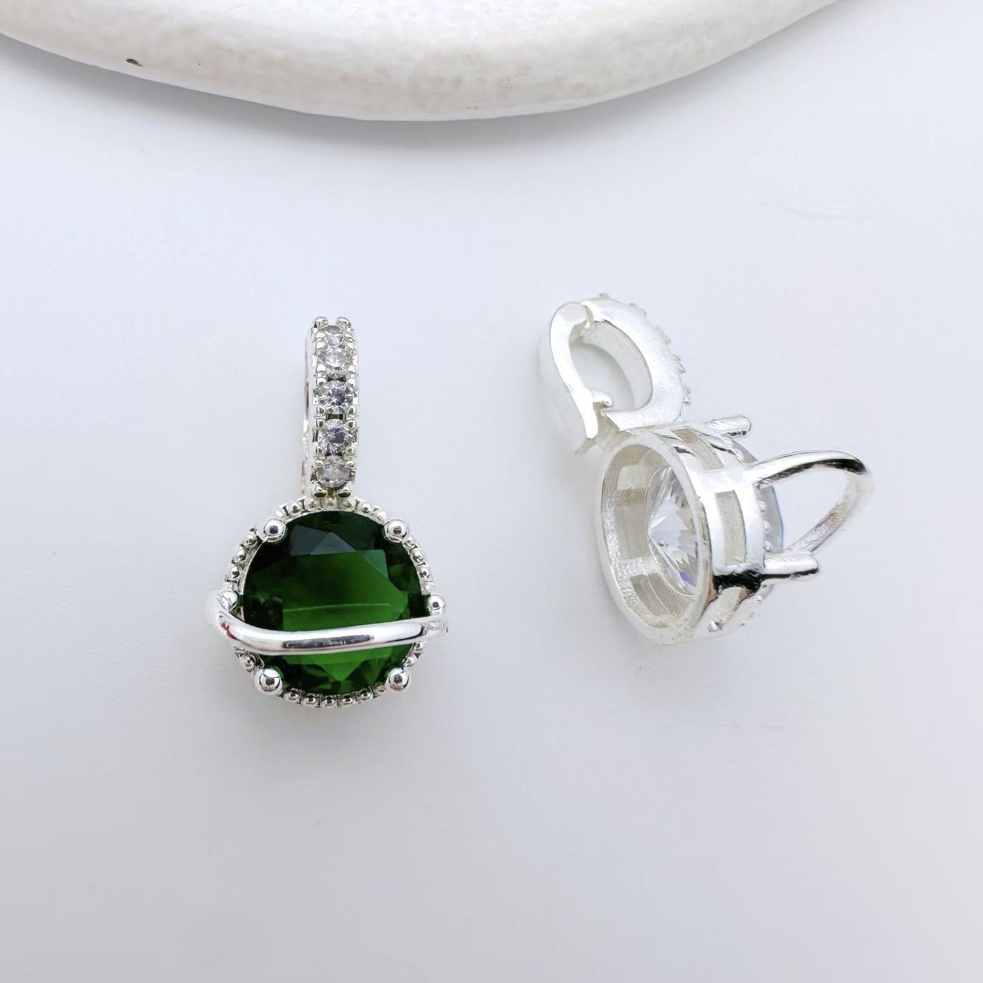 Big Zircon Connection Closure/Clasp