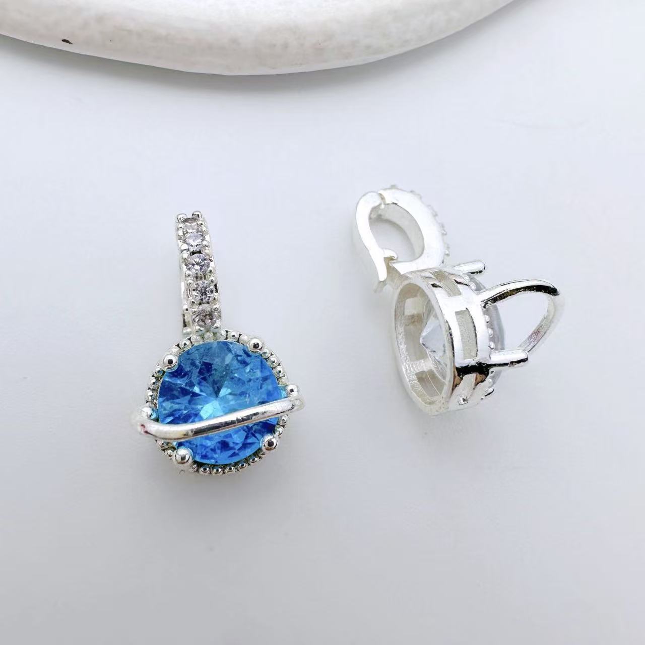 Big Zircon Connection Closure/Clasp