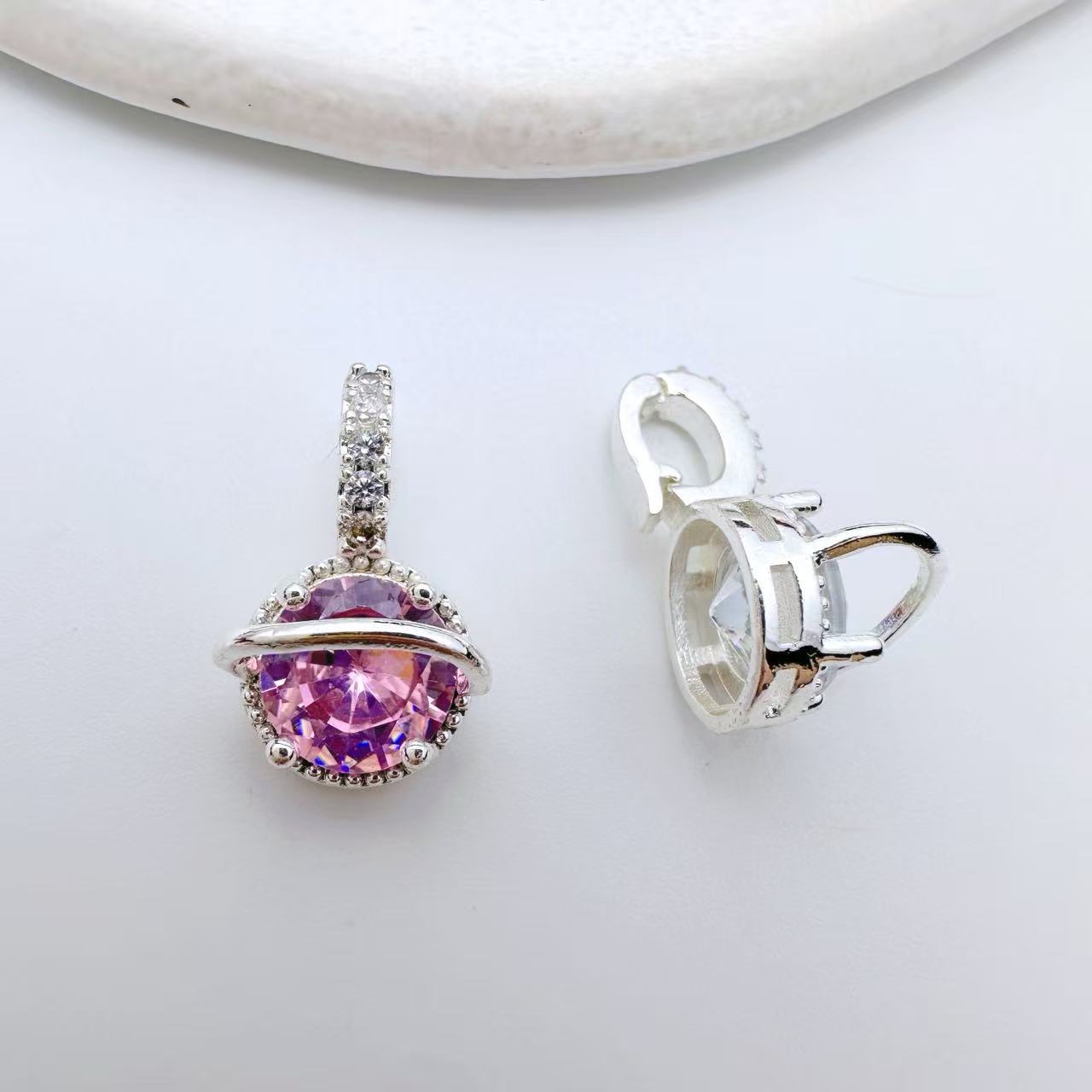 Big Zircon Connection Closure/Clasp