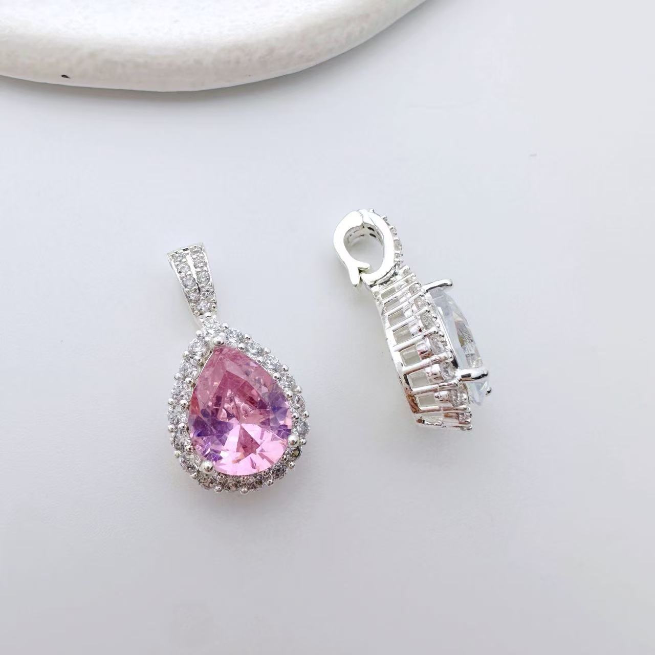 Teardrop Pendent Connection Closure/Clasp