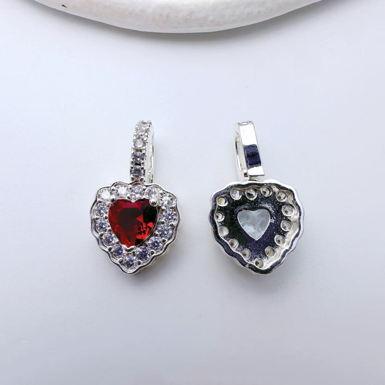Heart Shape Pendent Connection Closure/Clasp
