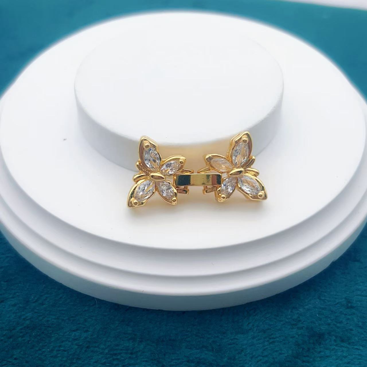 Double-Row Butterfly Deployant Clasp