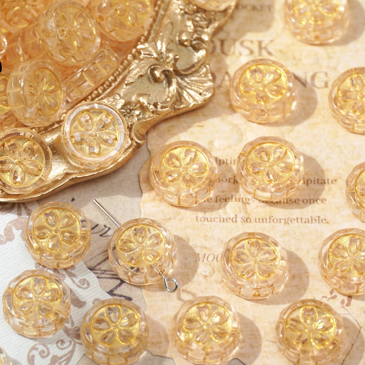 (50pcs)15mm Gold-Painted Resin Mooncake Crystal Beads