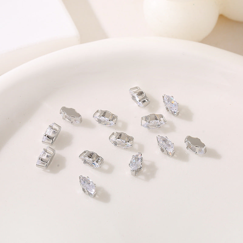 (100pcs)All Shape Geometric Zirconia Prong-Set CZ