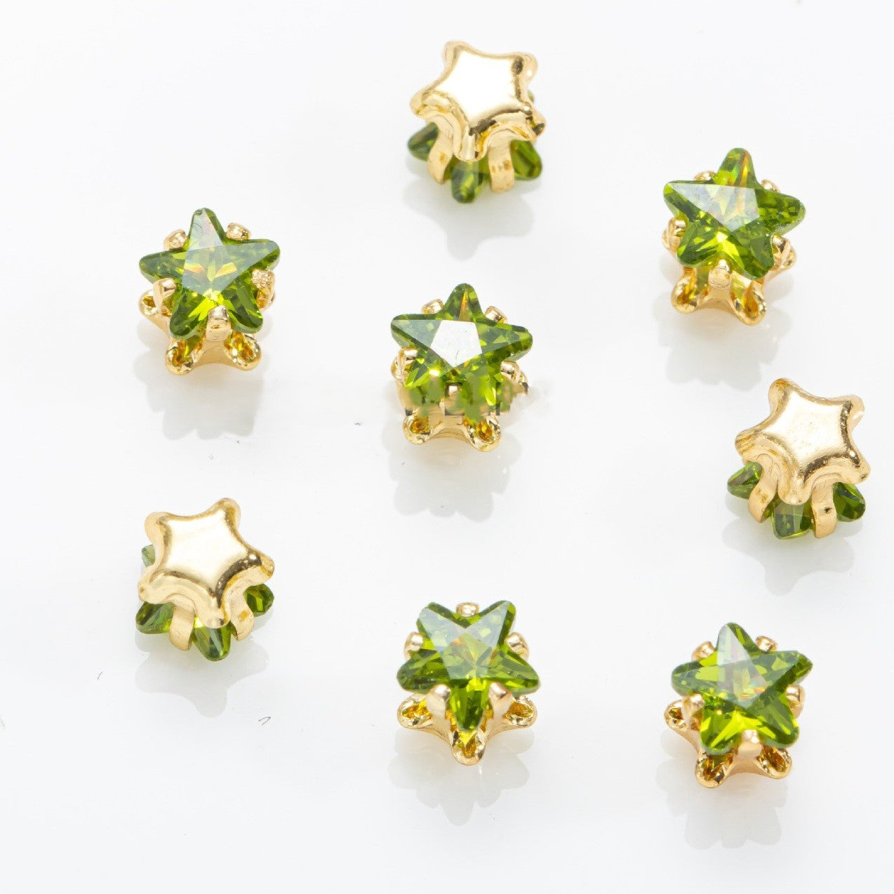 (50pcs)6mm Star Prong-Set CZ