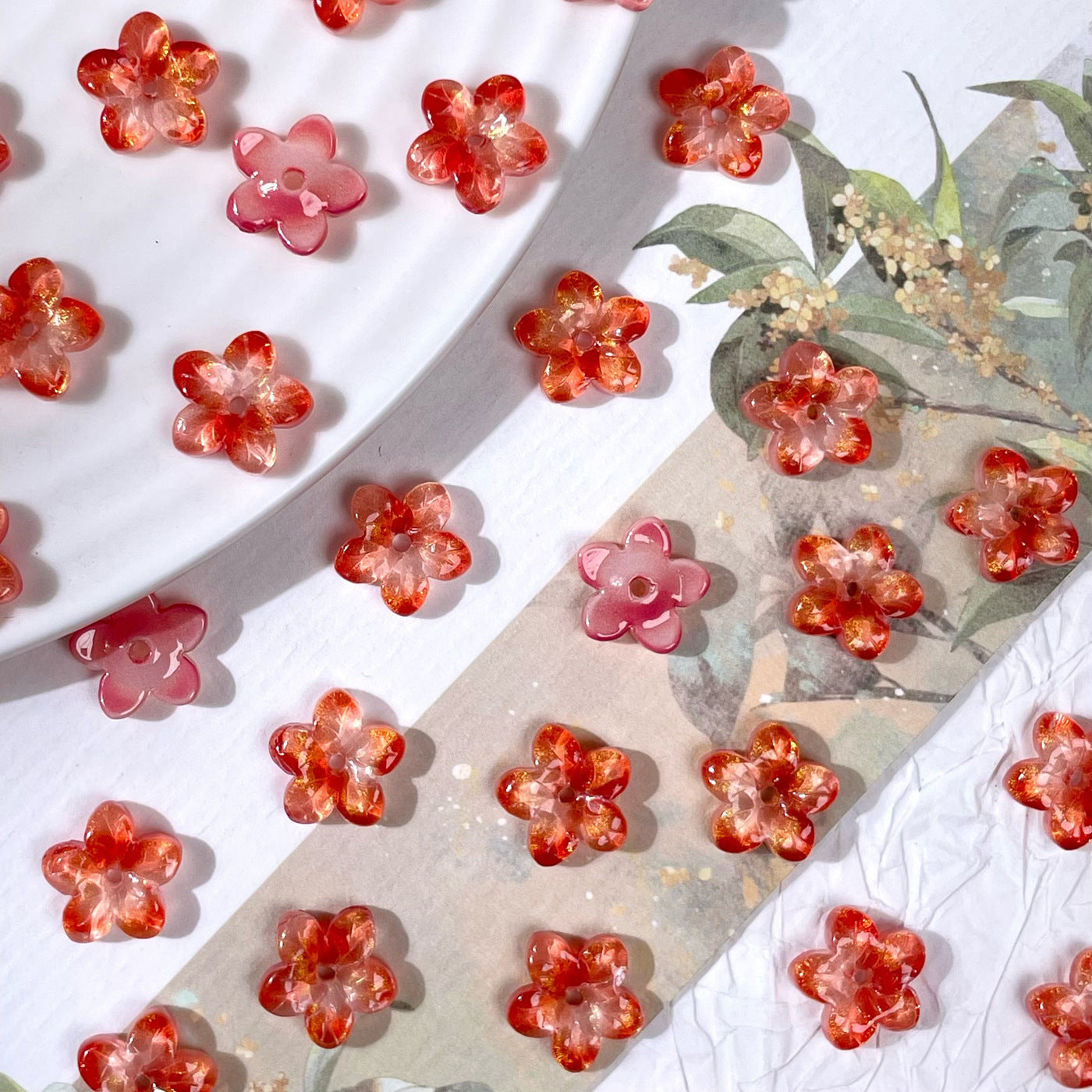 (50pcs)10mm Five-Leaf Flower Glass Petals