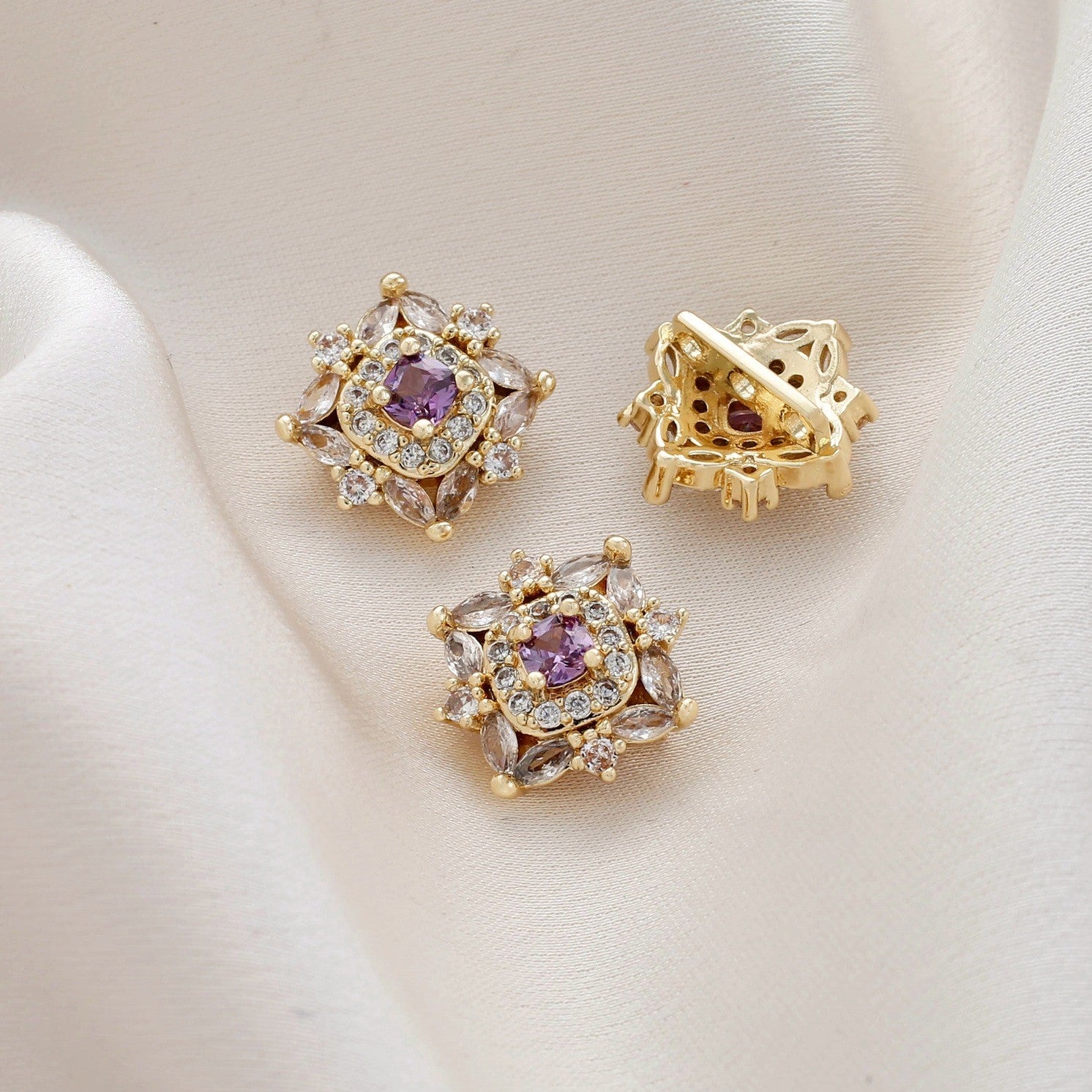 (10pcs)Triple CZ Spacer Charm with Clover & Snowflake