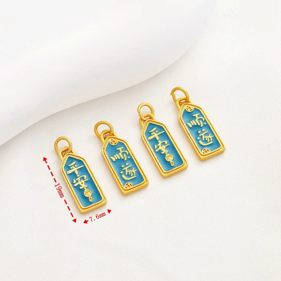 Sand Gold Ruyi Lock Butterlfy Bow Pendant