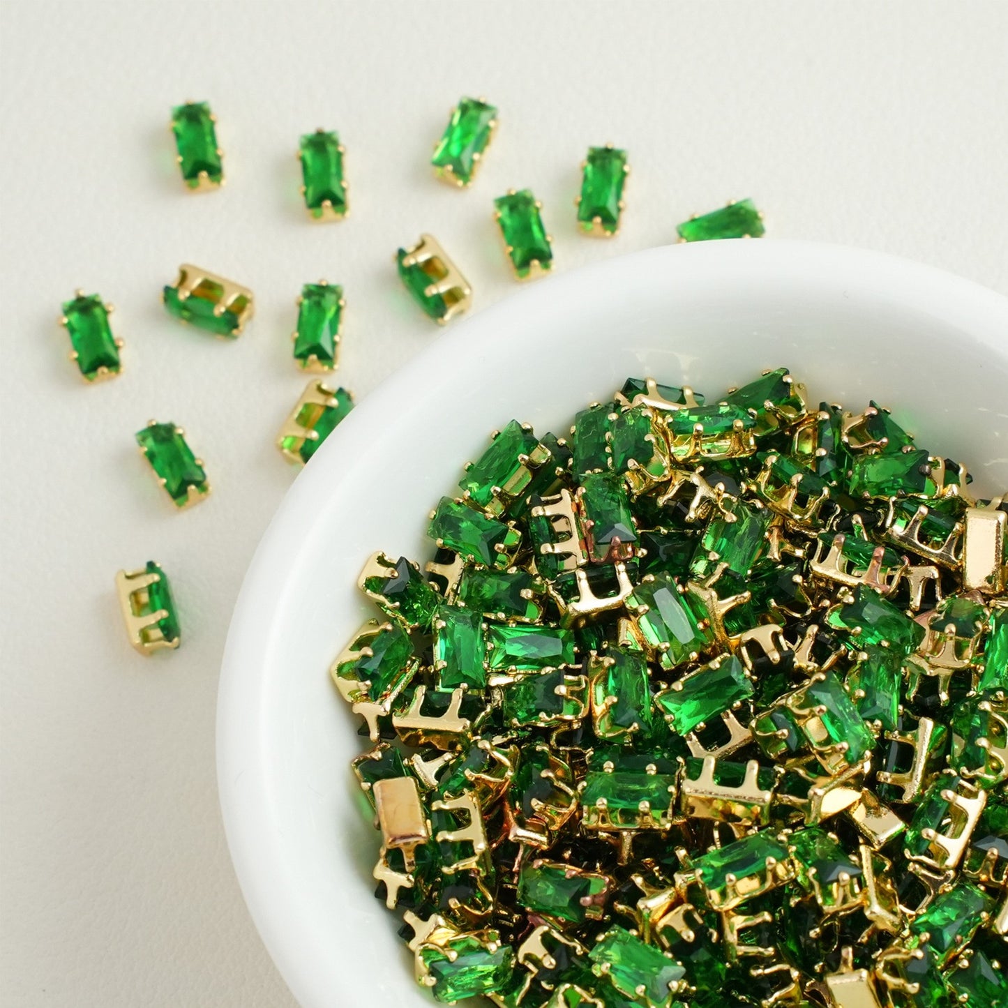 (30pcs)3x6mm Rectangle Gold Base Prong-set CZs