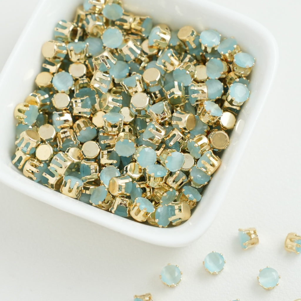 (30pcs)3MM Round Gold Base Prong-set CZs