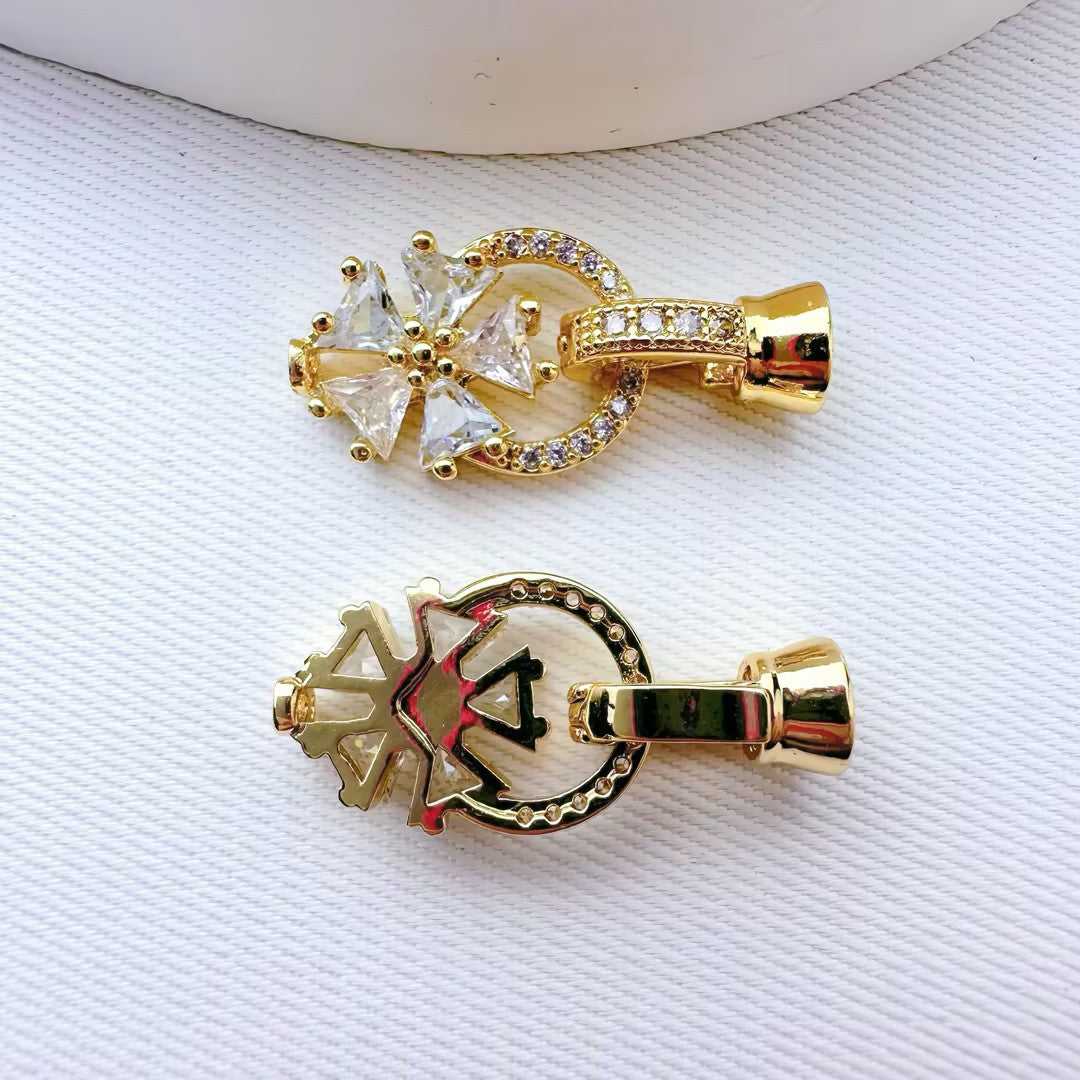 CZ-Set Flower Single Clasp