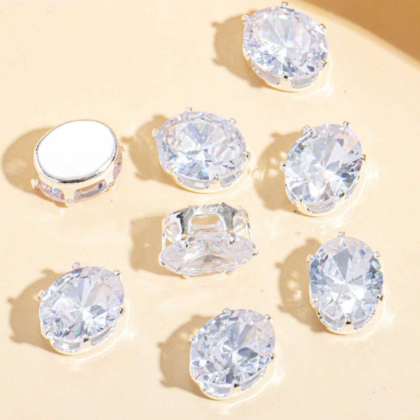 (50pcs)8x10MM Oval Prong-Set CZ with Silver Base