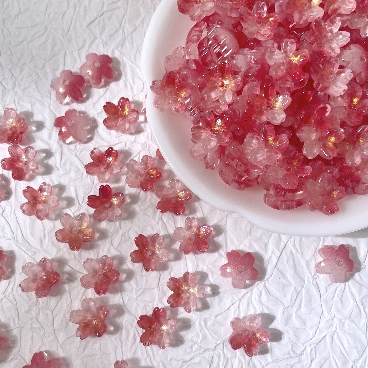 (50pcs)10mm 3D Sakura Flower Glass Beads
