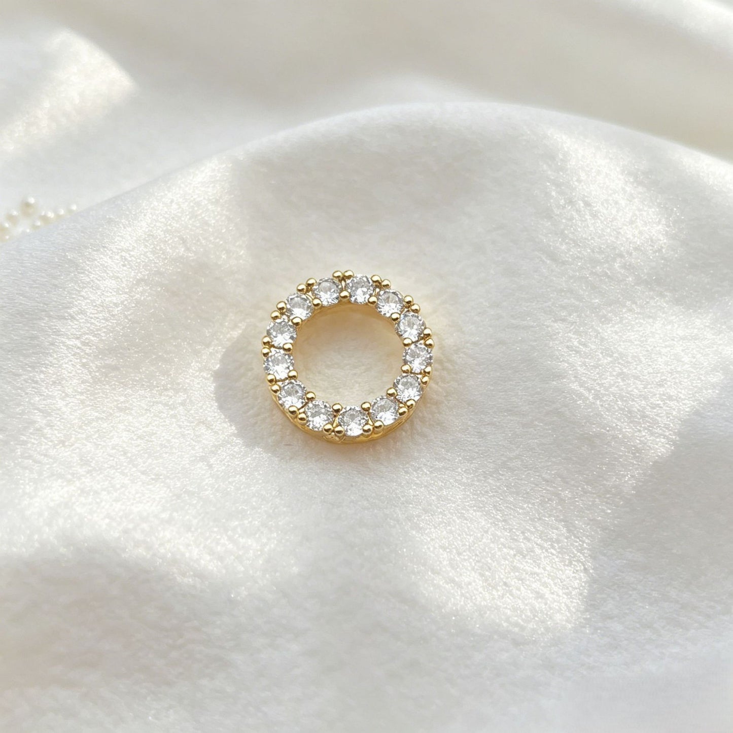 (2pcs)Gold-Plated 8mm Bead Frame / Bead Cap