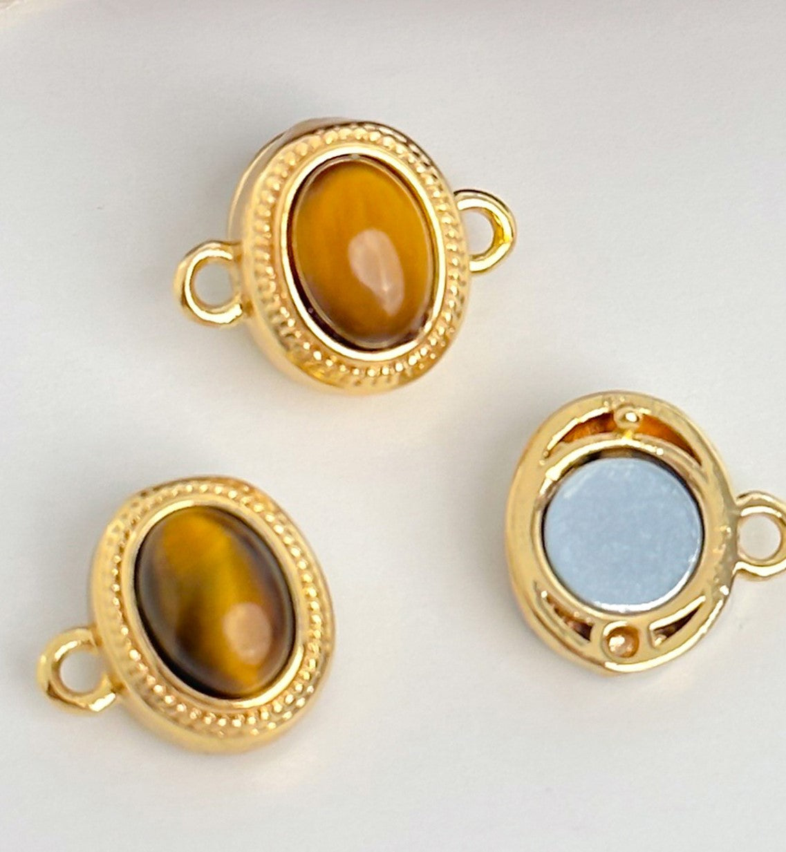 Tiger's Eye Shell Magnetic Clasp Connector - Three Rows to Single Row