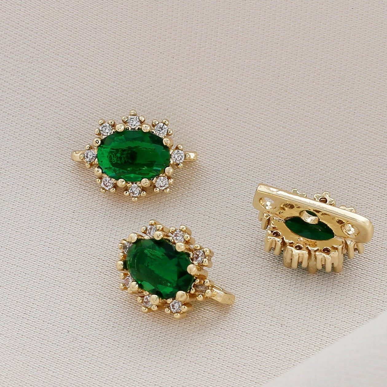 (10pcs)Triple CZ Spacer Charm with Clover & Snowflake