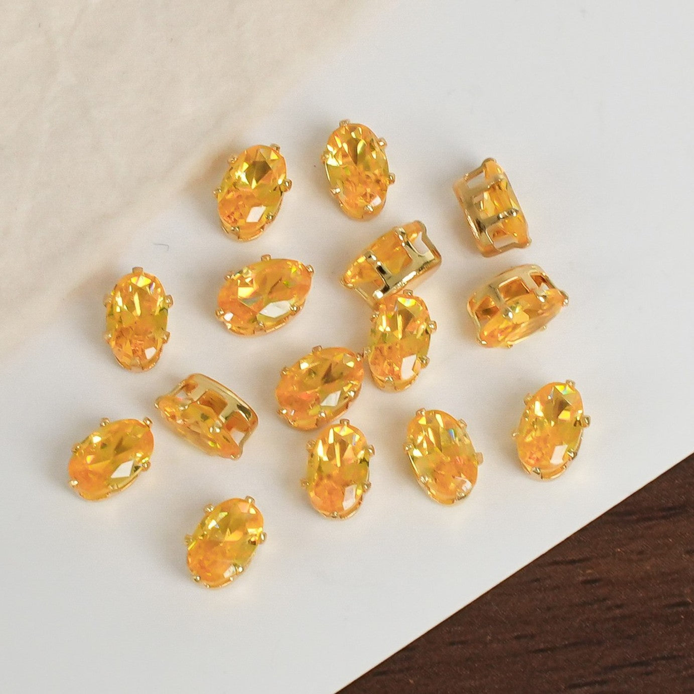 (30pcs)5x7MM Oval Gold Base CZ Prong-Set Stone