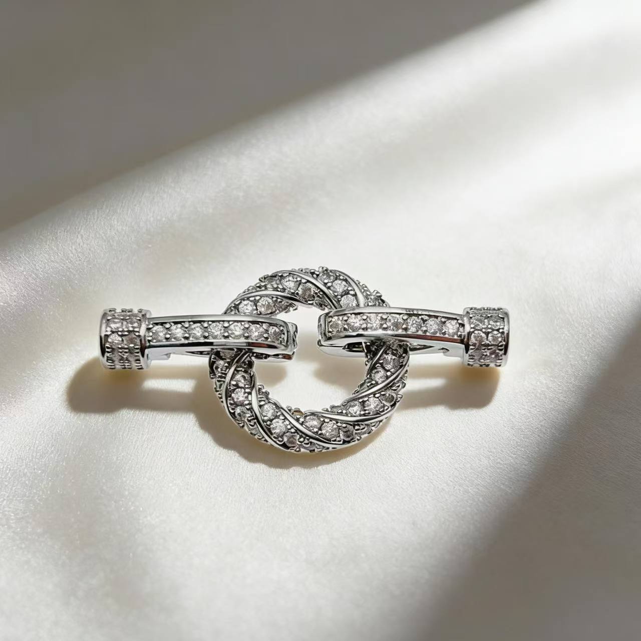 Plated Twisted Rope Clasp with Full Paved Diamonds
