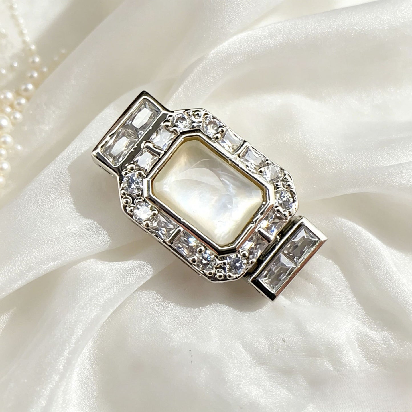 Fat Bell Sqaure Zircon Closure Set