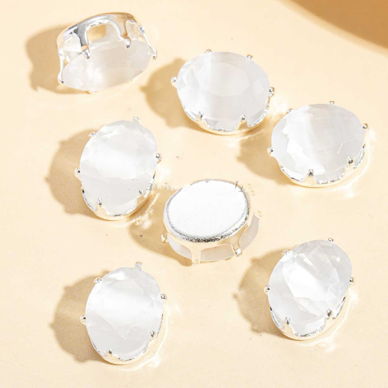 (50pcs)8x10MM Oval Prong-Set CZ with Silver Base