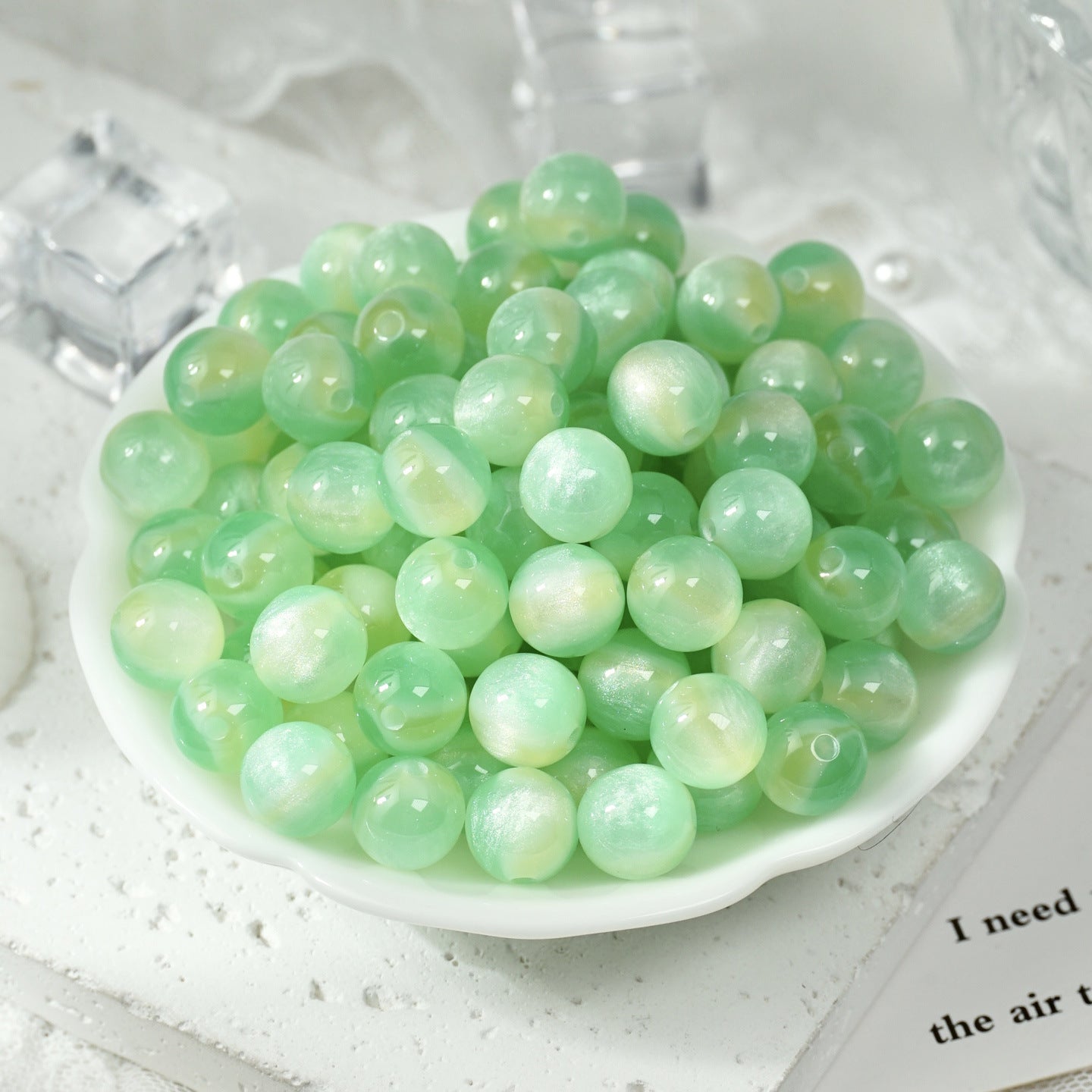 (50pcs)8/10/12/16MM Glow-in-the-Dark Resin Gradient Round Beads - Luminous Galaxy Series