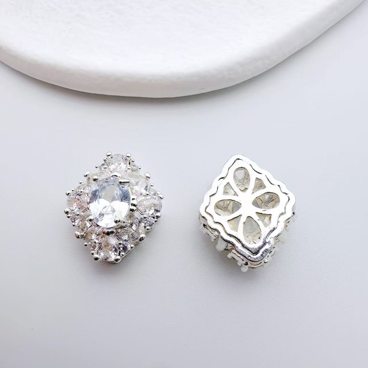 (2pcs)Rhombus CZ Spacer Beads with Multiple Hole