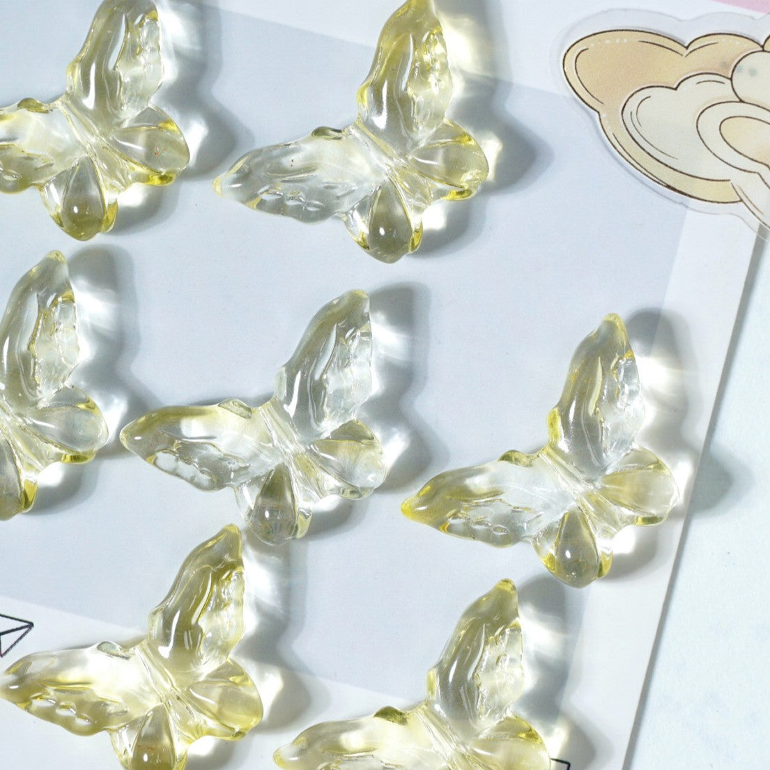(50pcs)20x30mm Carved Glass Butterfly
