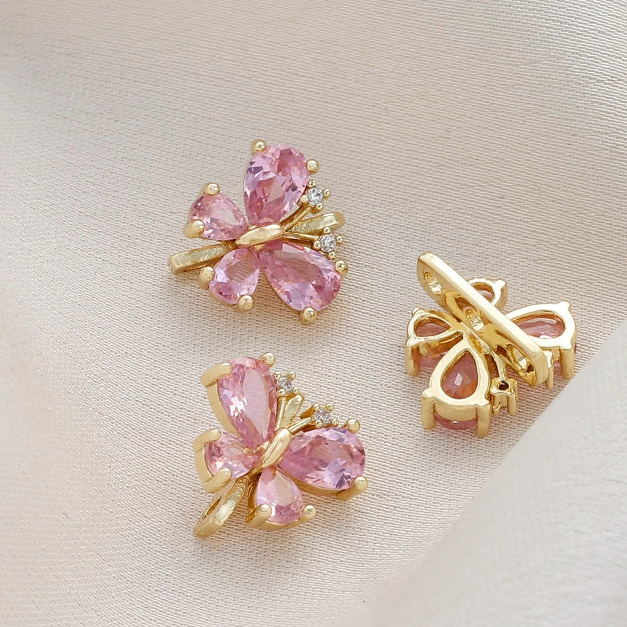 (10pcs)Triple CZ Spacer Charm with Clover & Snowflake