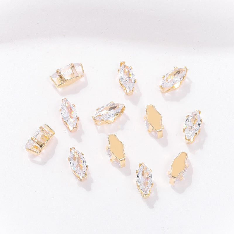 (100pcs)All Shape Geometric Zirconia Prong-Set CZ