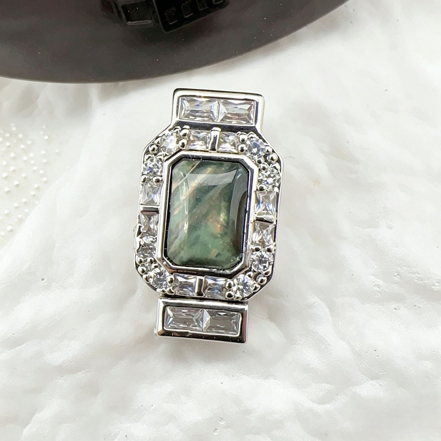 Fat Bell Sqaure Zircon Closure Set