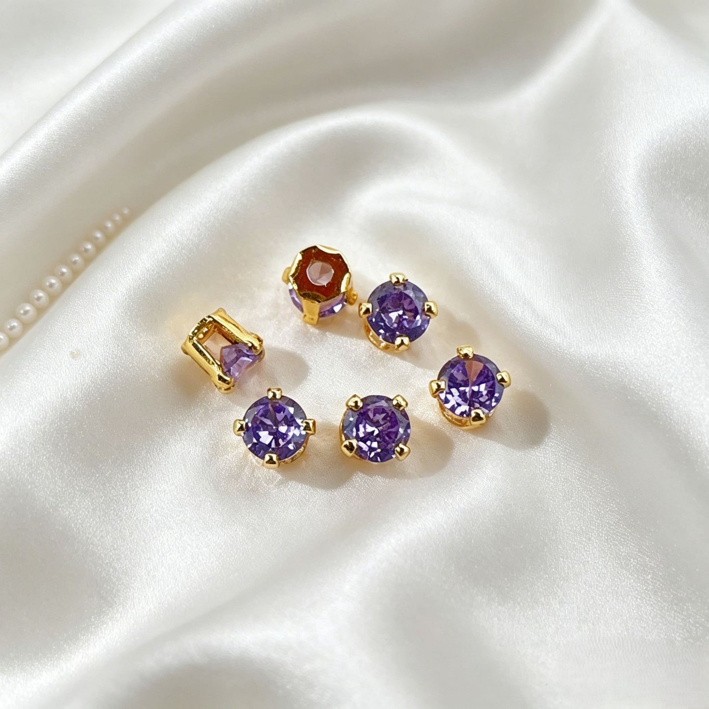 3mm 4-prong Round Prong-set Zircons