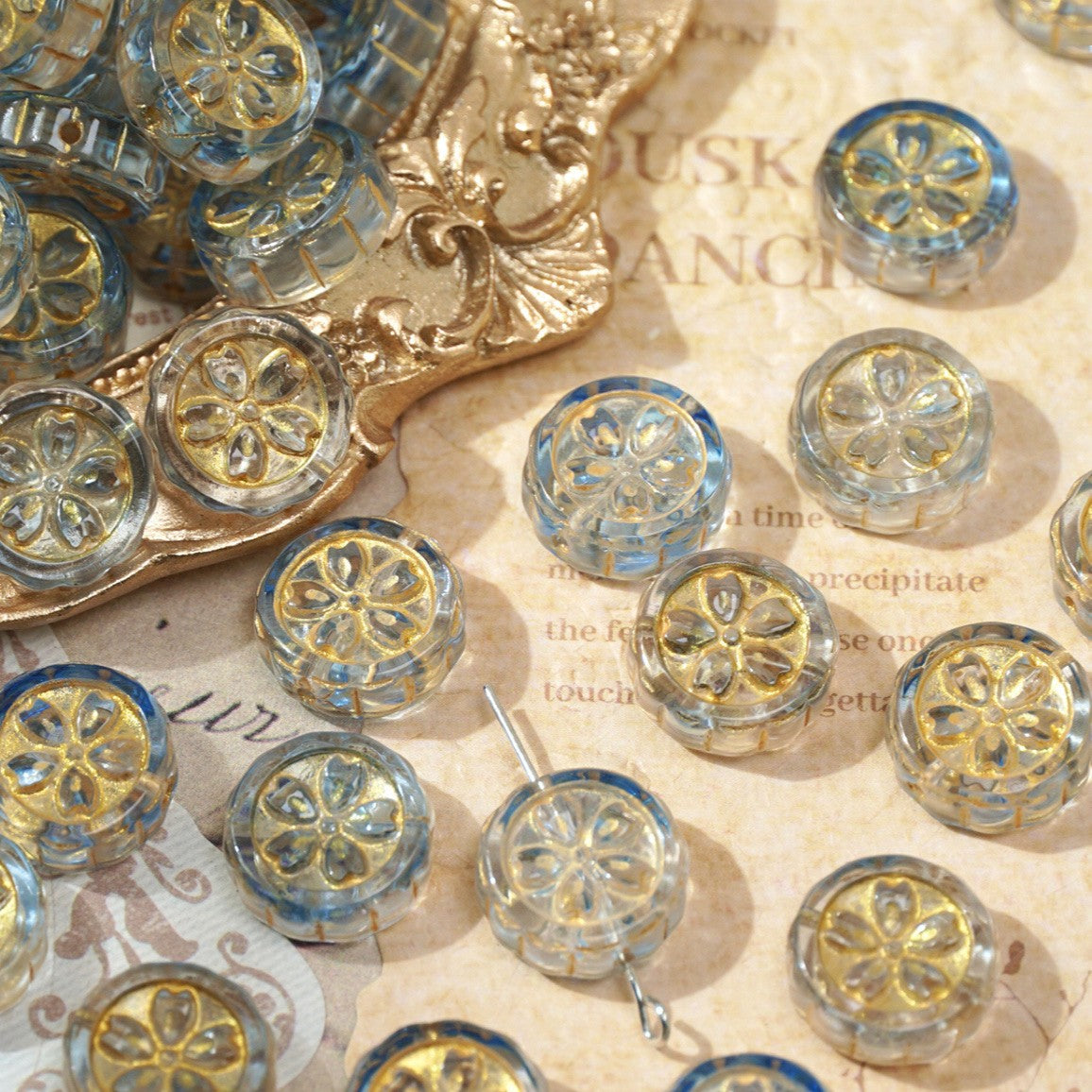 (50pcs)15mm Gold-Painted Resin Mooncake Crystal Beads